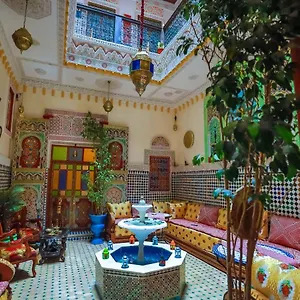 Noha Riad Fès